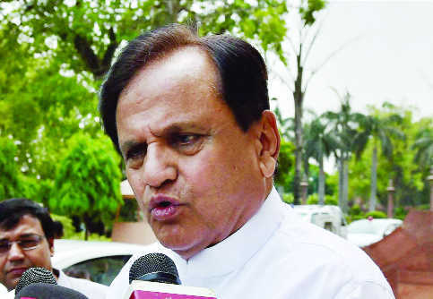 Gujarat CM alleges Ahmed Patel''s link to IS suspect, Cong rubbishes charge