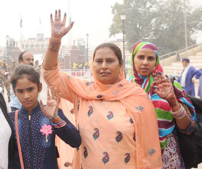 After 11 yrs in Amritsar jail, Pak sisters return home