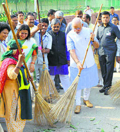 UN expert finds holes in ''Swachh Bharat Mission'', gets panned
