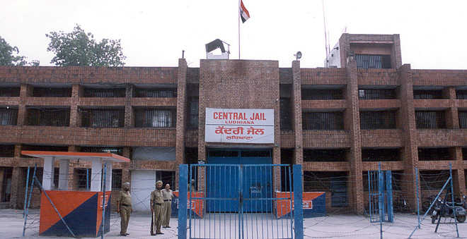 ‘Porous’ prisons: HC summons Joint Secy