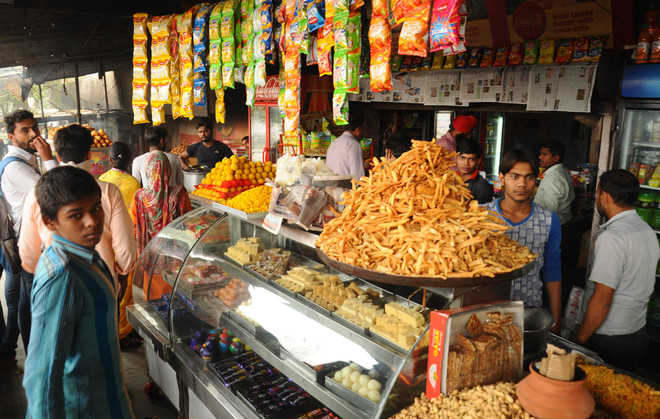 in-absence-of-check-sale-of-unhygienic-food-goes-on-the-tribune-india