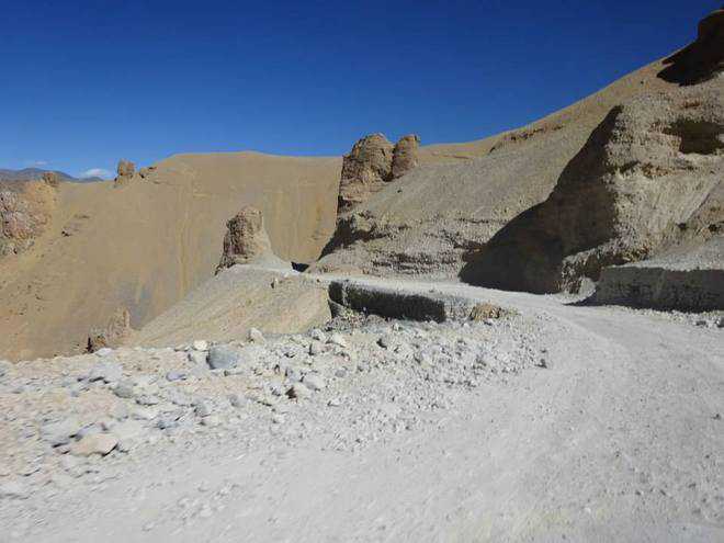 Weather permitting, road to Leh open till Dec 31