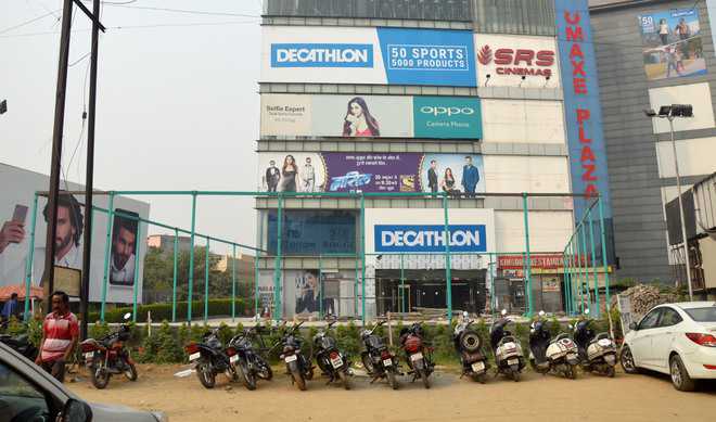 decathlon omaxe mall