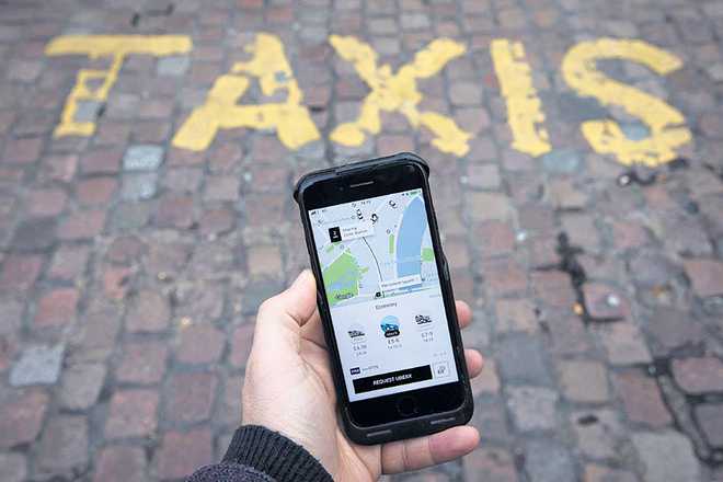 Hackers stole data from 5.7 cr Uber riders, drivers