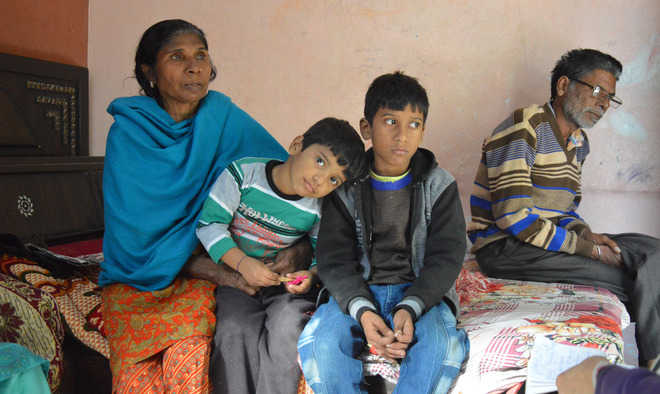 Mother already dead, Ansh, Moksh have no idea their father has died too