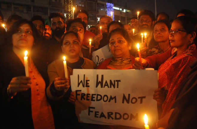 City Congress holds protest march against gang rape
