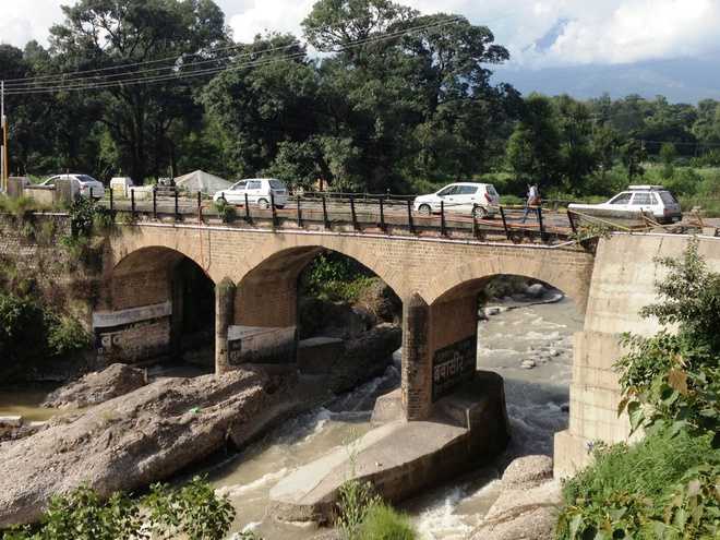 134-year-old Matour bridge, link to Kangra valley, cries for attention