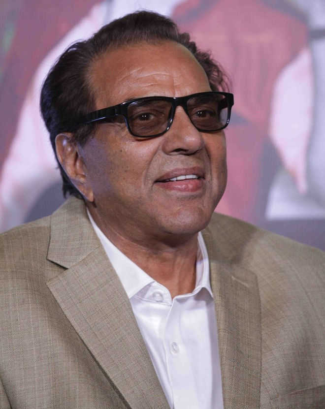 Индиски. Дхармендра деятели культуры и искусства индии. Дхарам сингх деол. Дхармендра. Дхармендра.