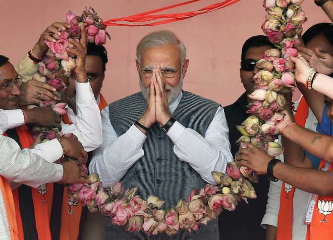 PM Modi claims Pak trying to influence Gujarat polls