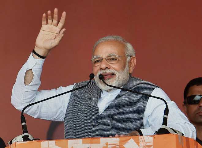 Born with golden spoon, Rahul knows nothing about agri: Modi
