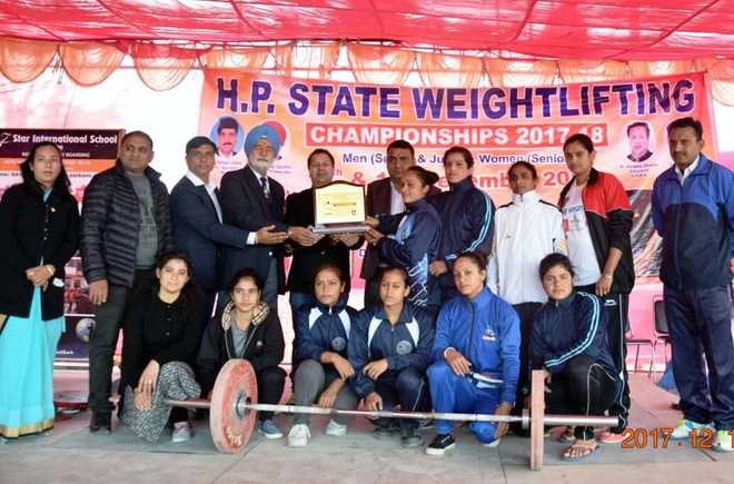 Kangra overall state champion in weightlifting