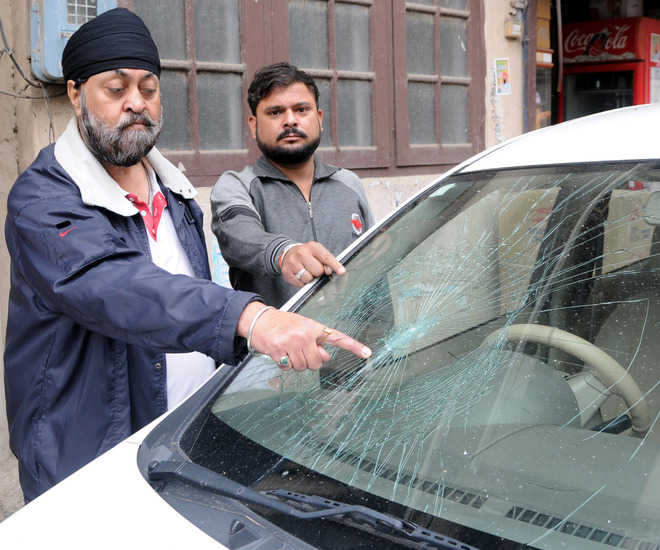Car, house of ‘Congress’ candidate attacked