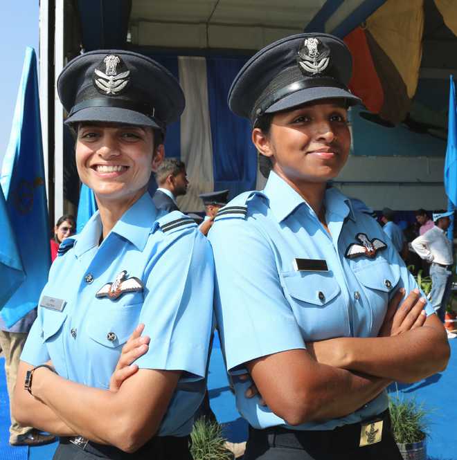 2 women fighter pilots among over 100 commissioned into IAF