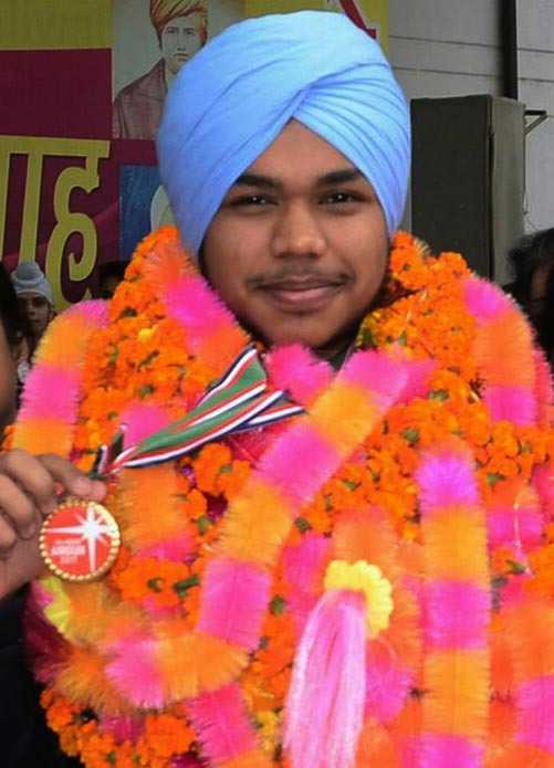 Mansa boy shoots gold for father