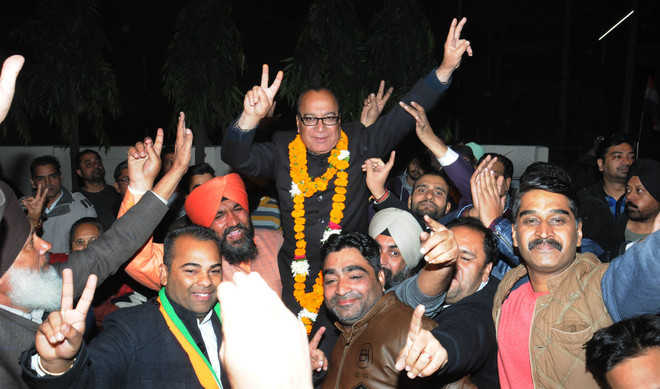 Raja, Surinder lead mayoral race