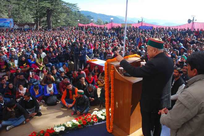 Govt to frame policy for outsourced workers: CM