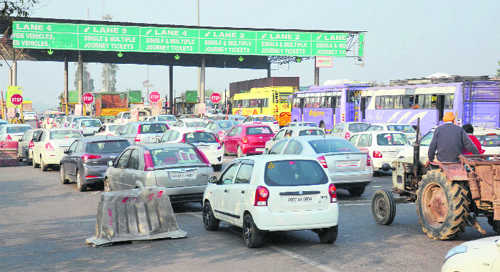 Toll authorities don’t care two hoots for NHAI rules