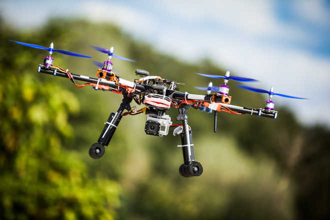 Drones learn to land on their own using ''fuzzy logic''