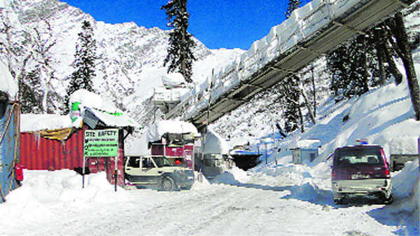 Breakthrough in Rohtang tunnel delayed