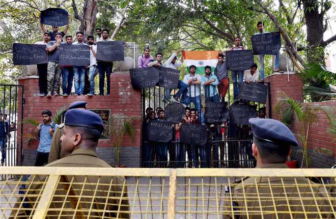 Two ABVP activists suspended for ‘attacking’ AISA supporters