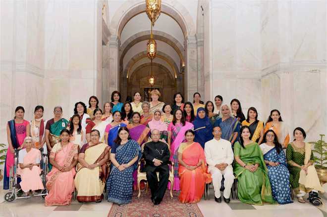 Prez honours 31 with Nari Shakti Puraskar on Women’s Day