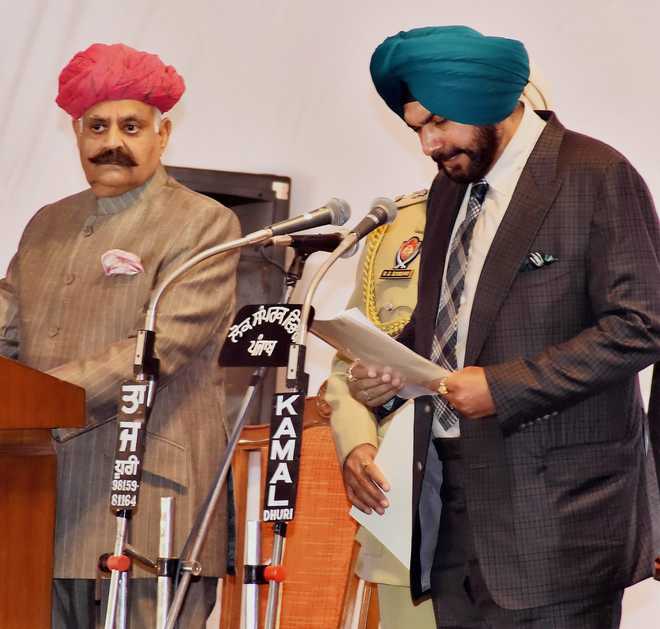 No deputy CM post for Sidhu, takes oath as Cabinet minister