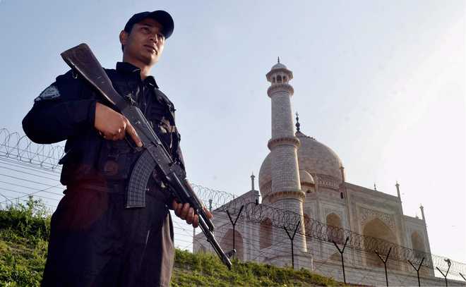 Taj Mahal security beefed up after reported threat from IS : The ...