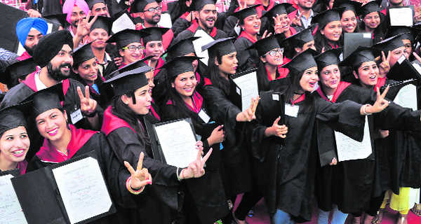715 get degrees at Multani Mal Modi College