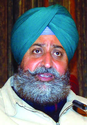 Bajwa wants quota in security forces for border youth