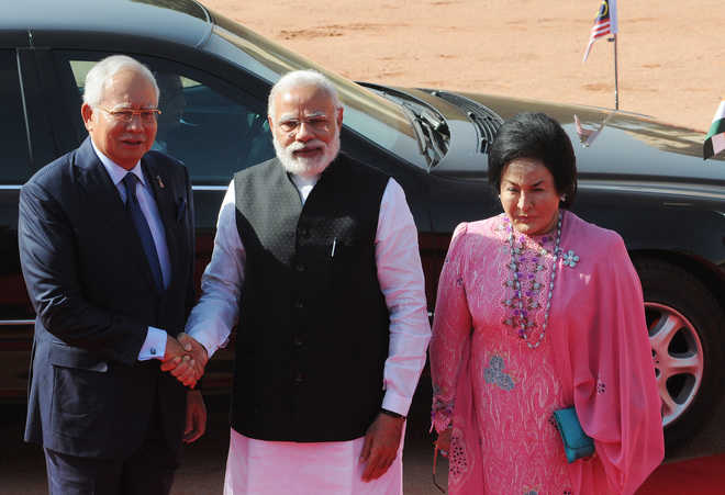 India, Malaysia vow to fight terror