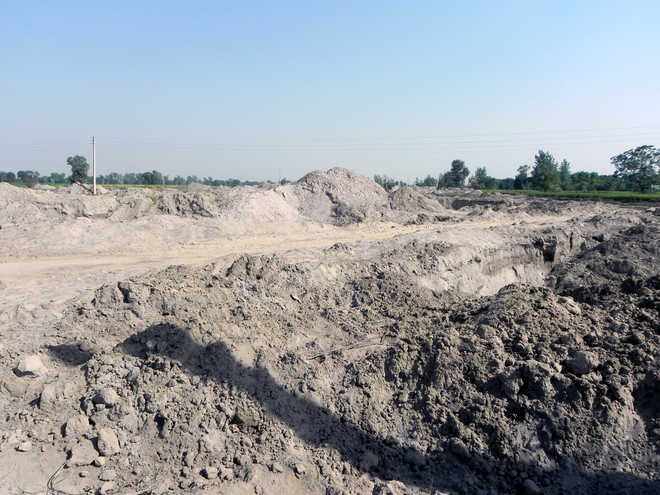 Illegal sand mining unabated in Moga, Ferozepur districts
