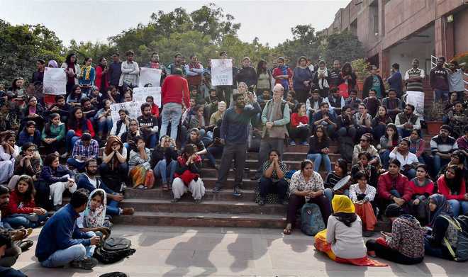 No naxal-related activity reported from DU, JNU: HRD ministry