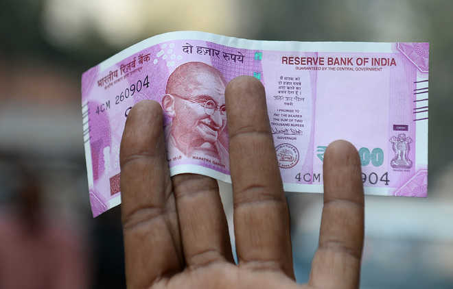 Not easy to handle new notes: Visually disabled