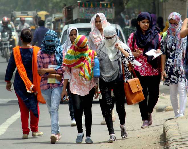 Temperature to fall by 2-3°C over next few days, says IMD