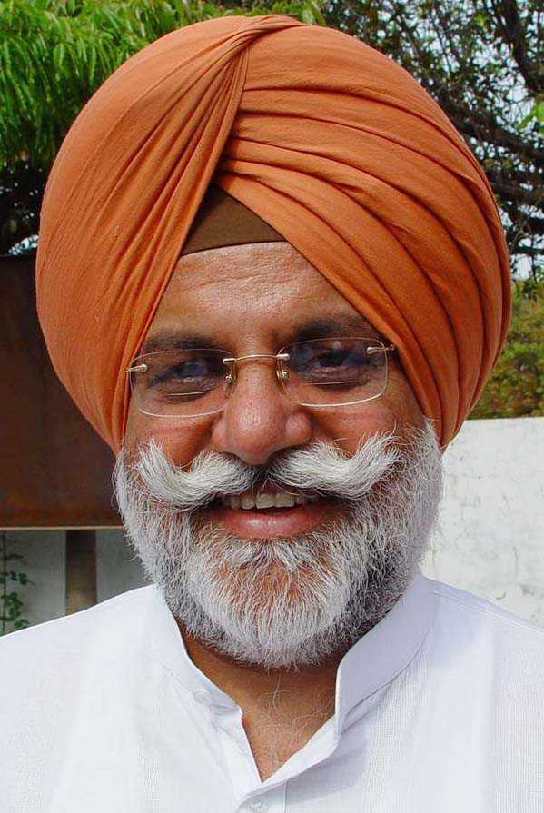 Rana Gurjeet rubbishes AAP charges of ‘conflict of interest’