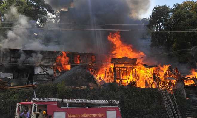 Timber depot gutted in Shimla, 180 labourers rendered homeless