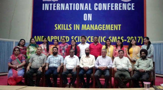 Scholars discuss skill management, jobs