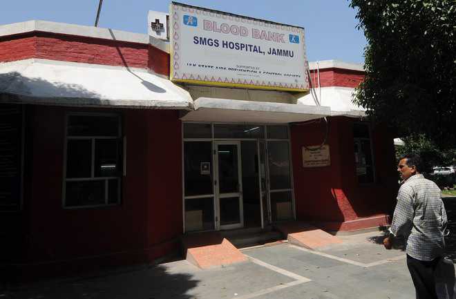 Govt hospitals facing blood shortage