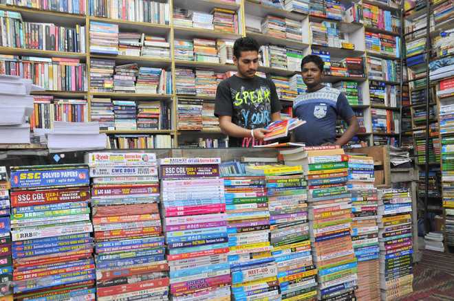 Students face shortage of NCERT books in city