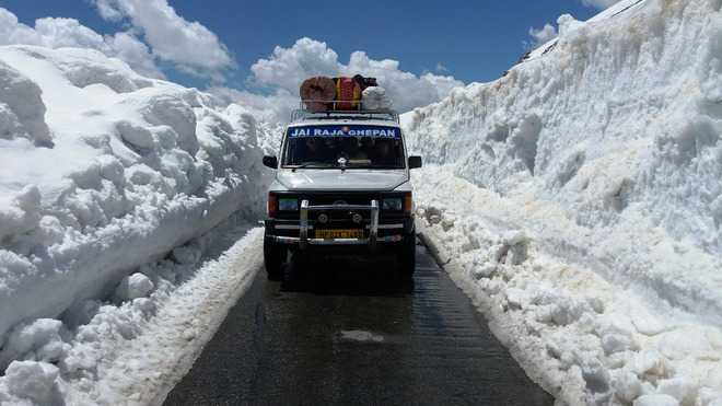 Rohtang opened, Leh road’s turn now
