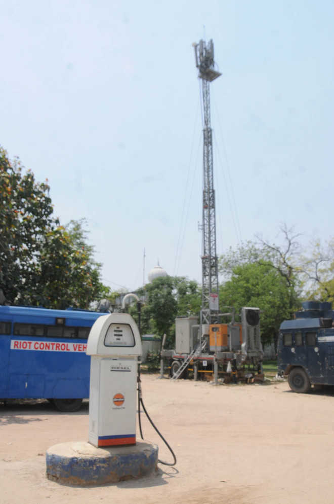 Mobile tower at Police Lines petrol  pump violates safety norms