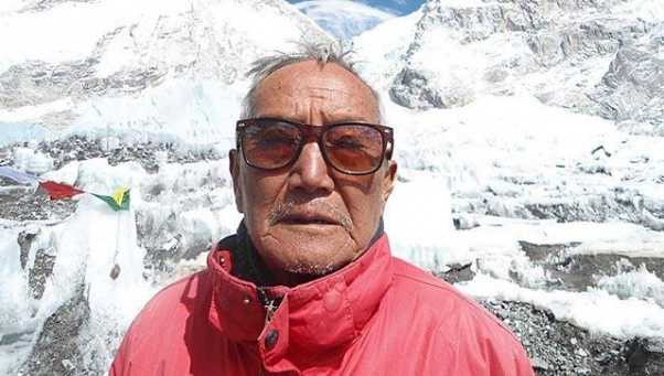 Mountaineer dies on way to Mt Everest
