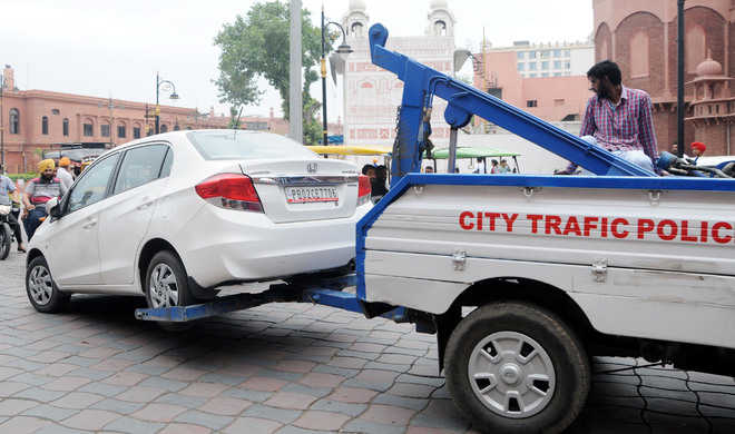 Traffic police draw a blank from wheel clamps in city