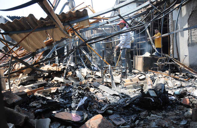 Goods worth Rs 1 crore destroyed in fire