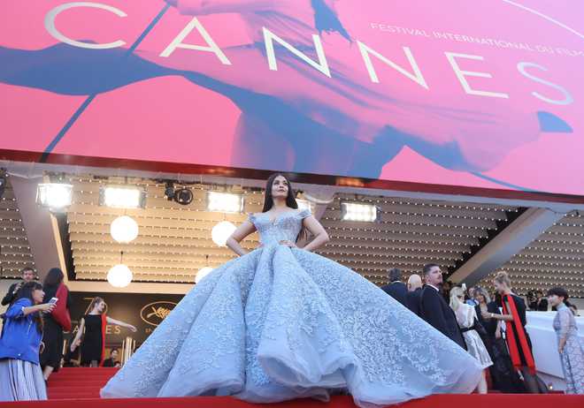 Aishwarya dons princess look for Cannes red carpet appearance