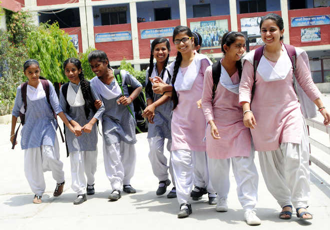 Timings of schools changed, private schools don’t follow suit