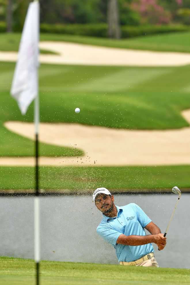 Bhullar stays in contention for title at Thai Open