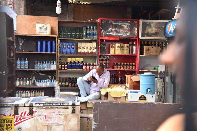 Politics over liquor vends heats up