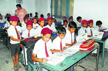 Hindi teachers take English, maths classes at rural schools