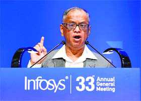 Murthy asks senior execs to take pay cuts to stop IT layoffs